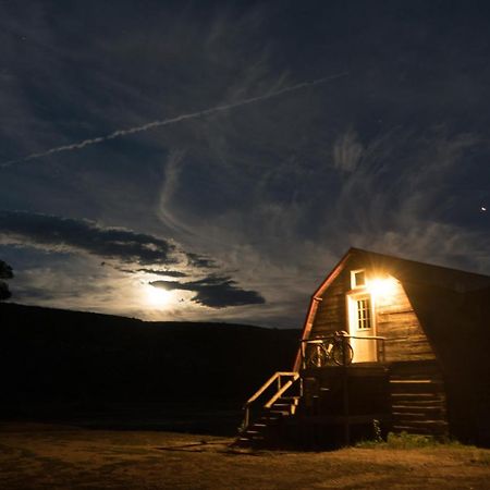 Aubin Sky Lodging At The Yl Ranch Savery 외부 사진