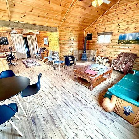 Aubin Sky Lodging At The Yl Ranch Savery 외부 사진
