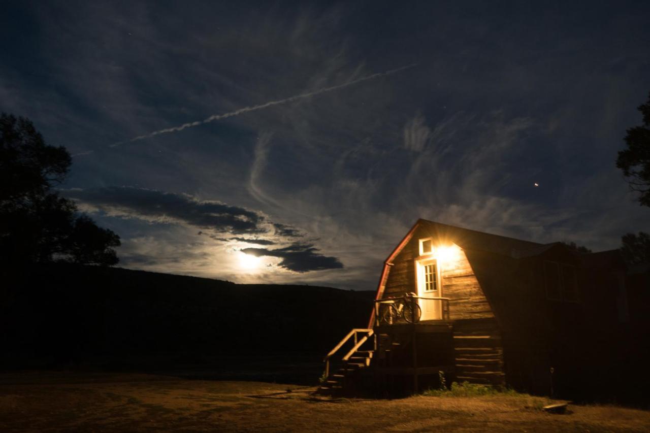 Aubin Sky Lodging At The Yl Ranch Savery 외부 사진