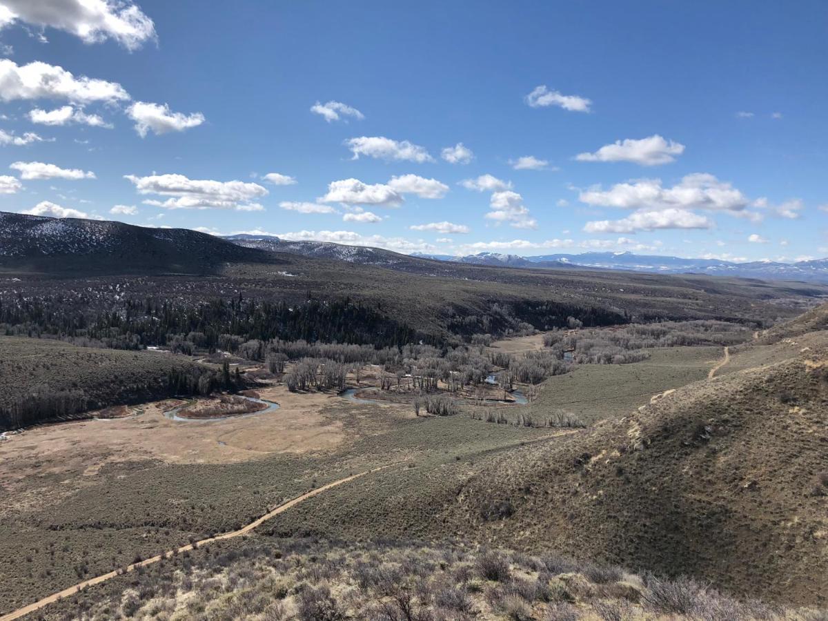 Aubin Sky Lodging At The Yl Ranch Savery 외부 사진