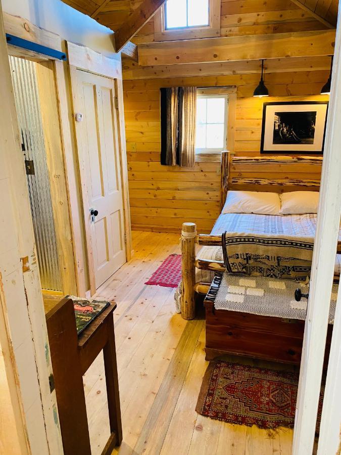 Aubin Sky Lodging At The Yl Ranch Savery 외부 사진