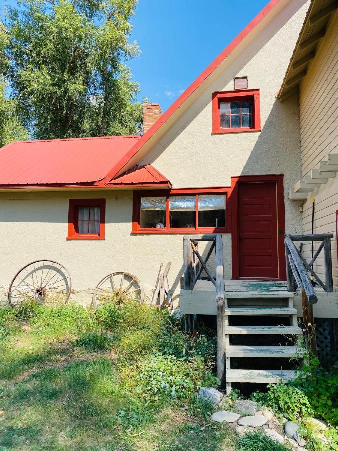 Aubin Sky Lodging At The Yl Ranch Savery 외부 사진